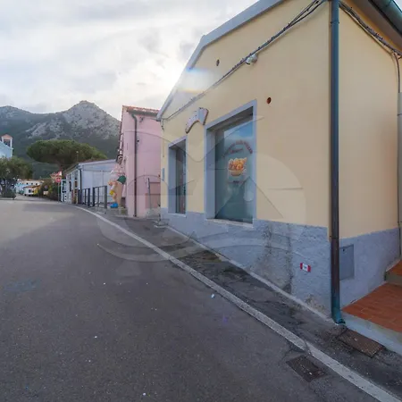 Il Relitto A - Goelba 公寓 *